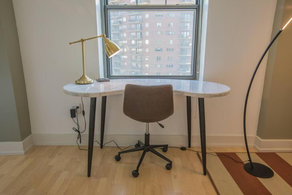 Designer Downtown Condo Suite - Splendid View Des Moines Exterior photo