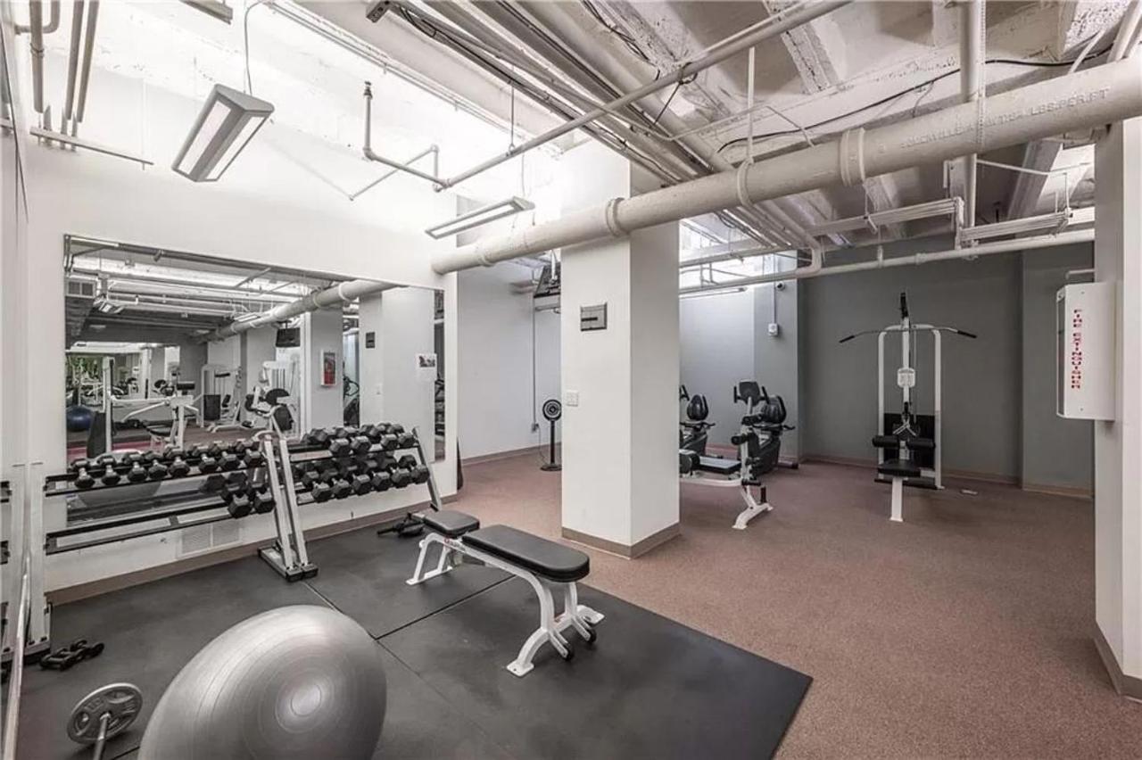 Designer Downtown Condo Suite - Splendid View Des Moines Exterior photo
